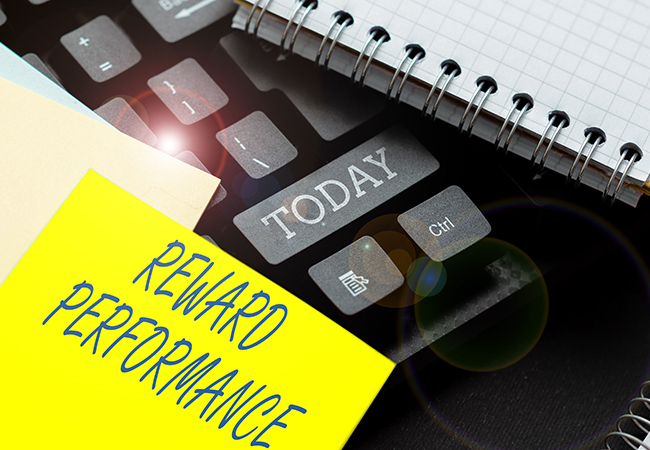 7 Types of Compensation Plans That Boost Employee Retention - PEOPayGo