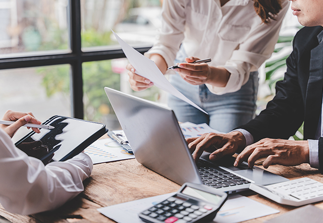 Por qué su empresa necesita soluciones modernas de nóminas - PEOPayGo